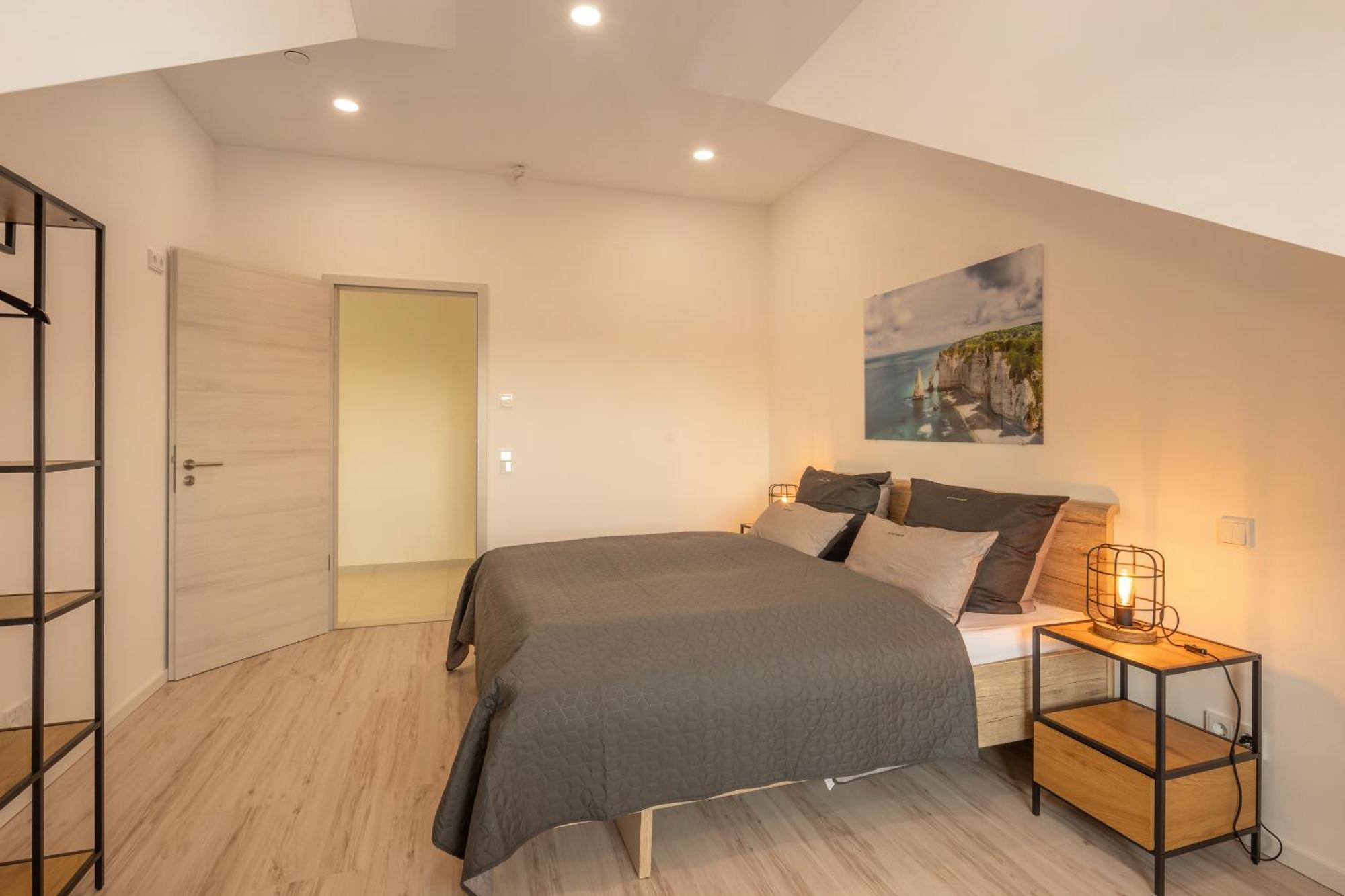 Sweethome - Poing Apartments Eksteriør billede